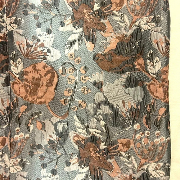 Anthropologie Isla Maude 3/4 length floral chromatic skirt sz S  excellent cond - Picture 6 of 10